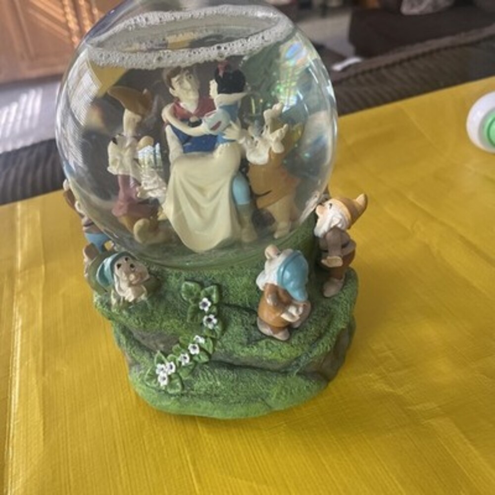snow white snow globe music box